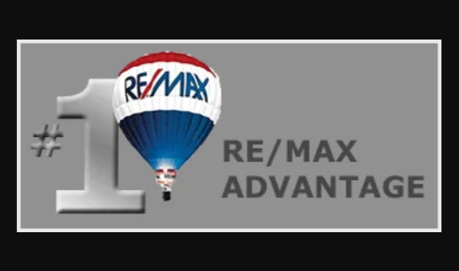 RE MAX Property Logo